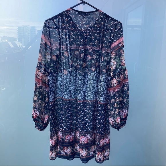 ADELYNE RAE Sz S Oversized Ditzy Floral Puff Sleeves Open Lace Tassel Tunic - Picture 6 of 8